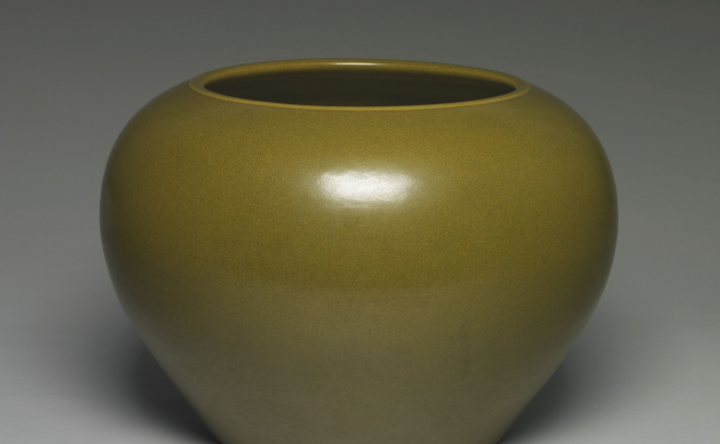 雍正 茶叶末釉缸