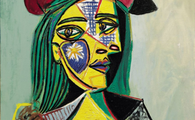 戴帽子和毛领的女人