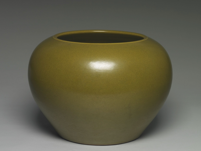 雍正 茶叶末釉缸