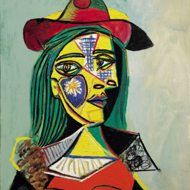 戴帽子和毛领的女人